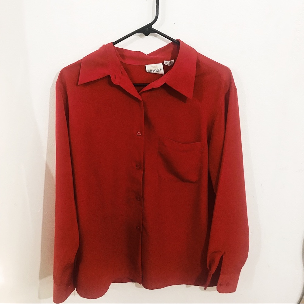 RED BLOUSE - Picture 2 of 2